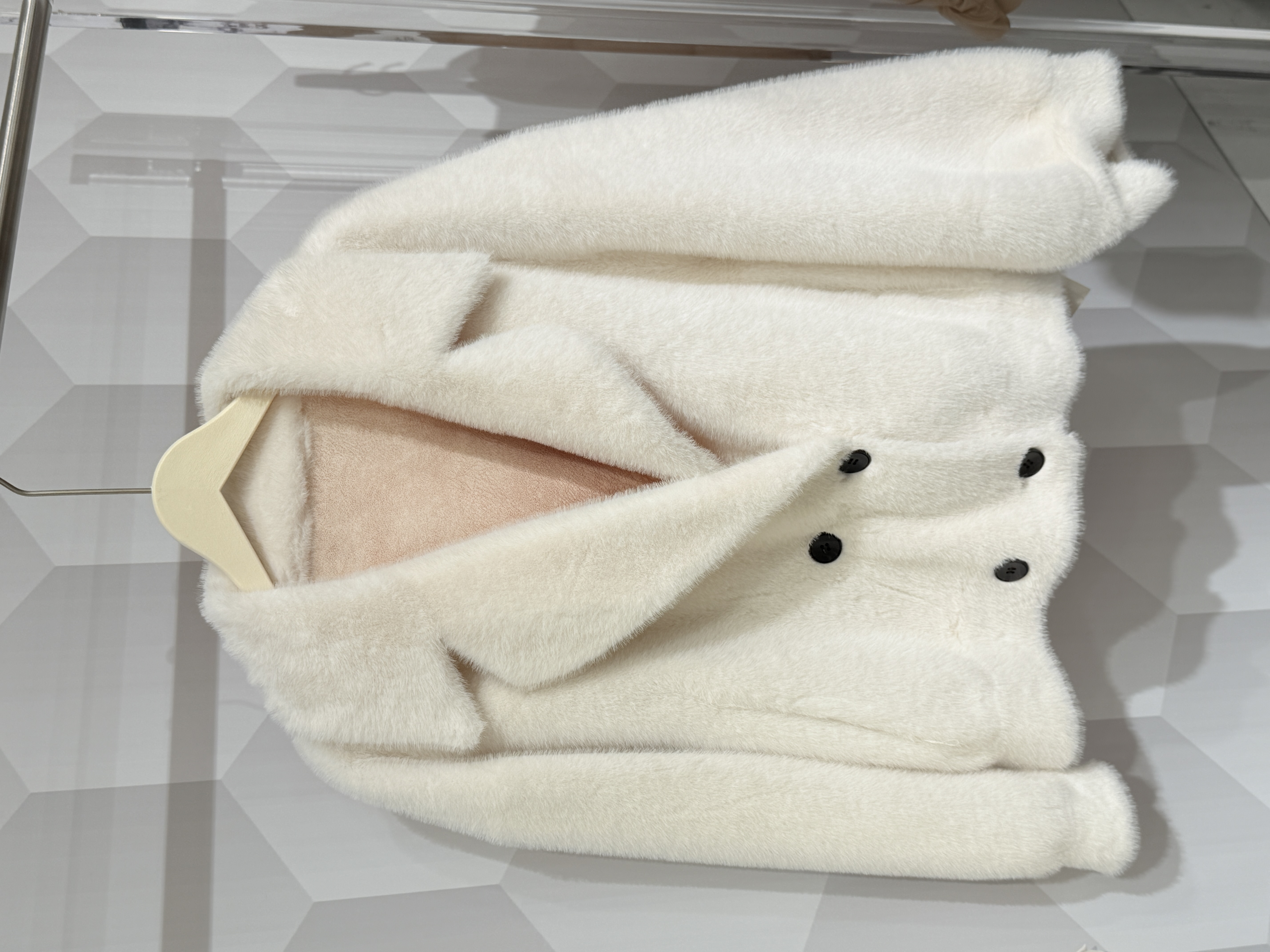 【李不了】2025新款温柔风修身短款外套1484