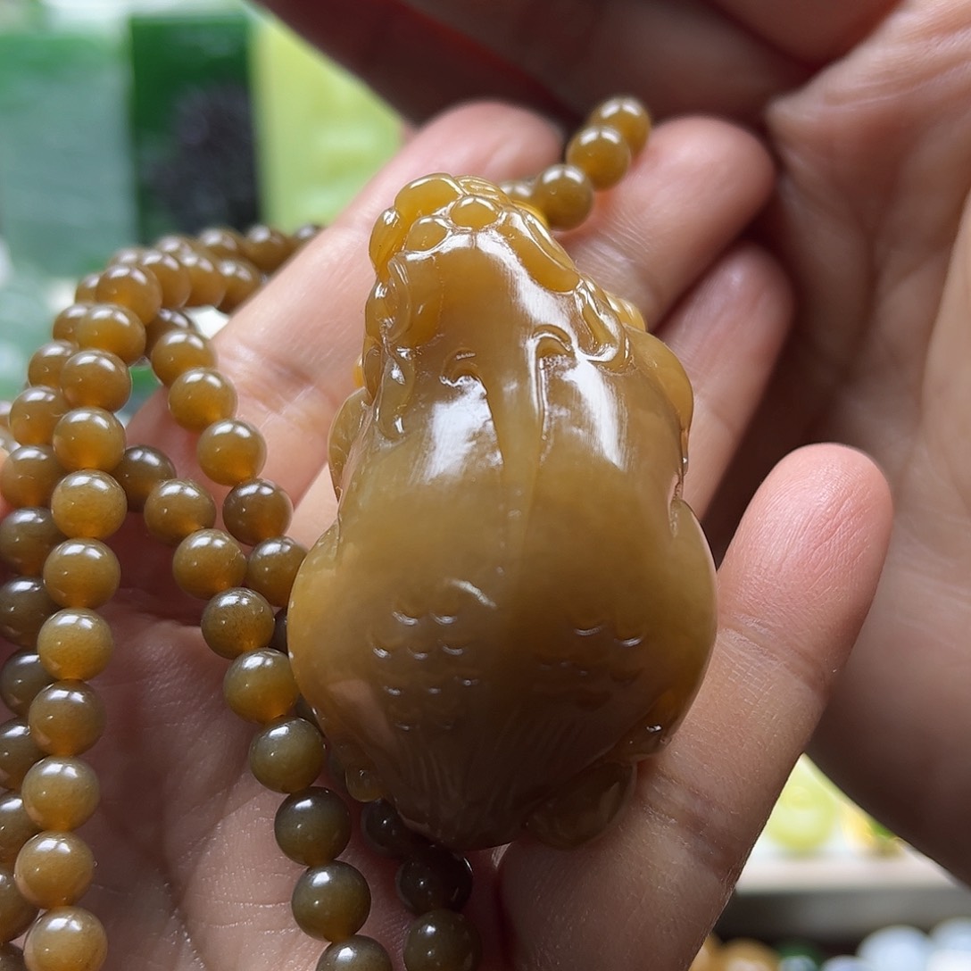 和田玉吊坠未镶嵌