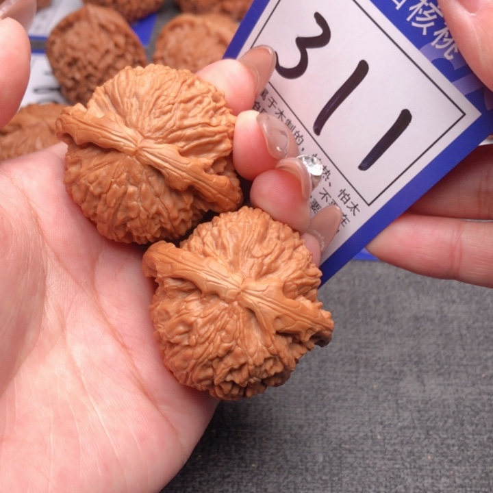 桃核吊坠42尺寸闷白 311号