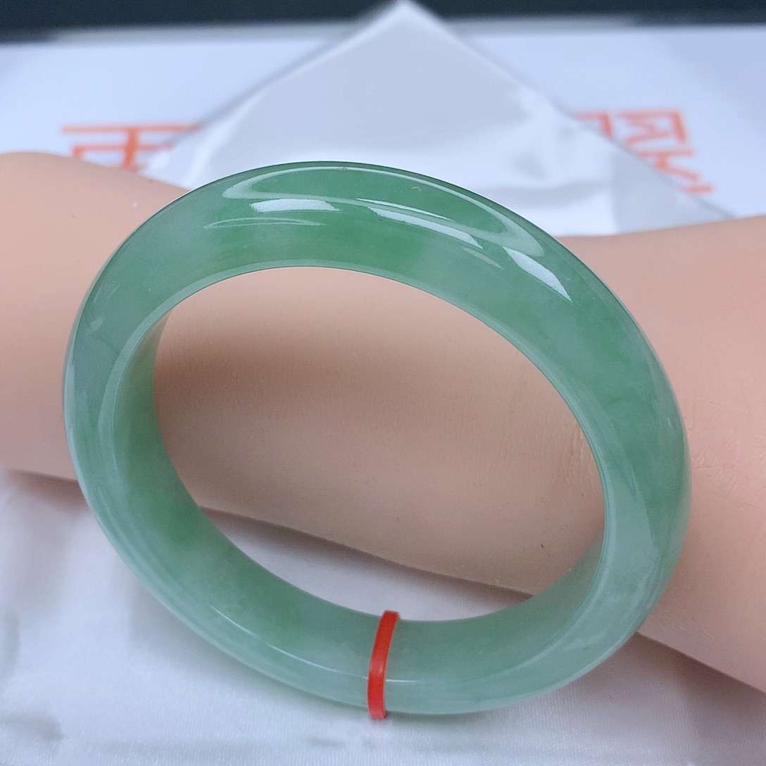 【闪购商品】翡翠手镯未镶嵌，54
