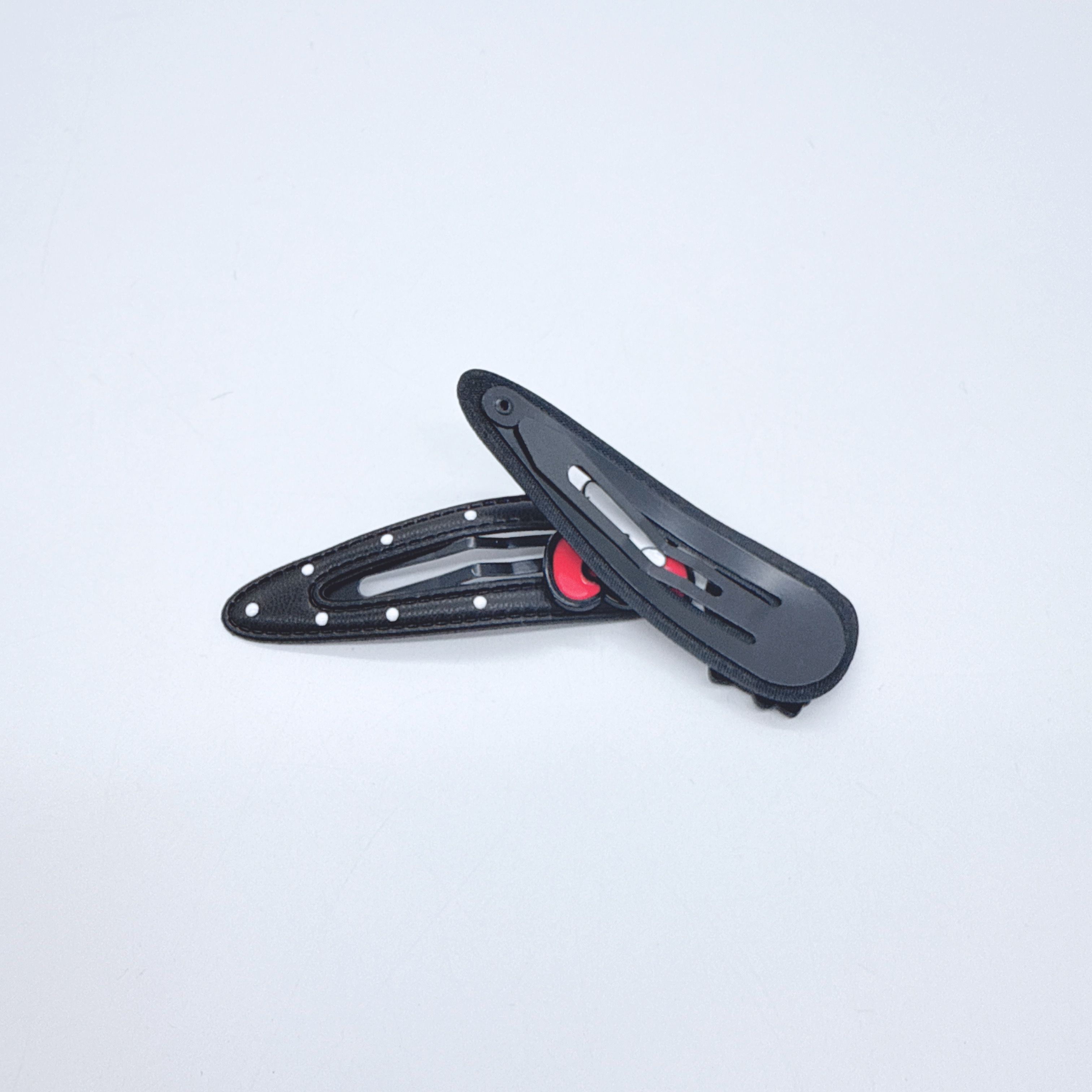 Mi33 亮面波点小猫蝴蝶结BB夹 S059009