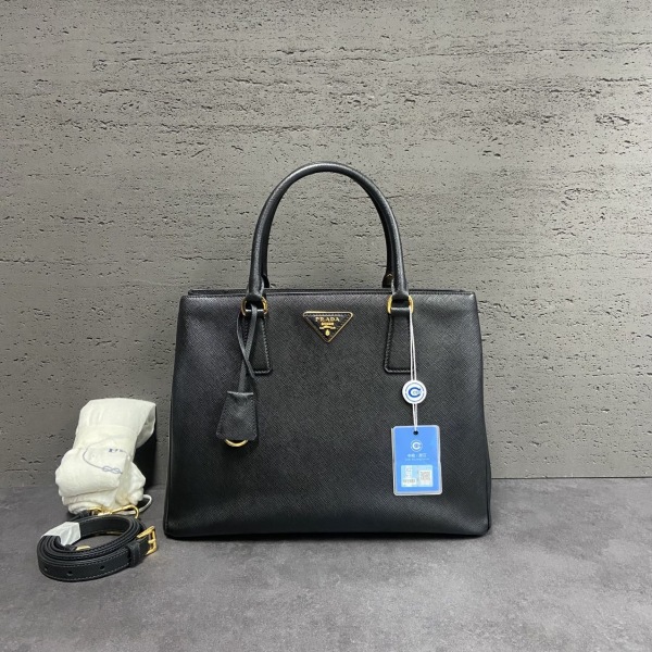 99新/普拉达/市场价29000/包包/250215RN0034