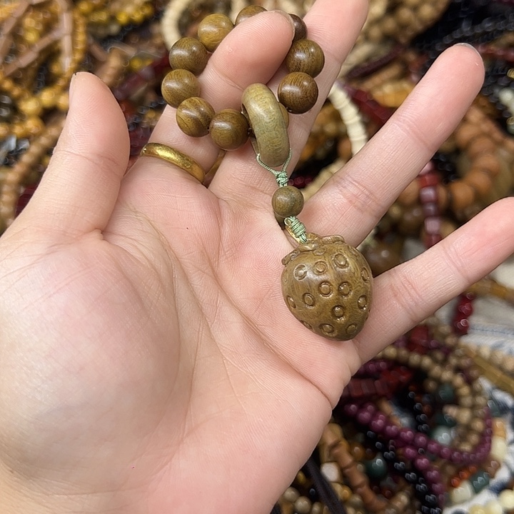 维腊木（绿檀）手串/手链