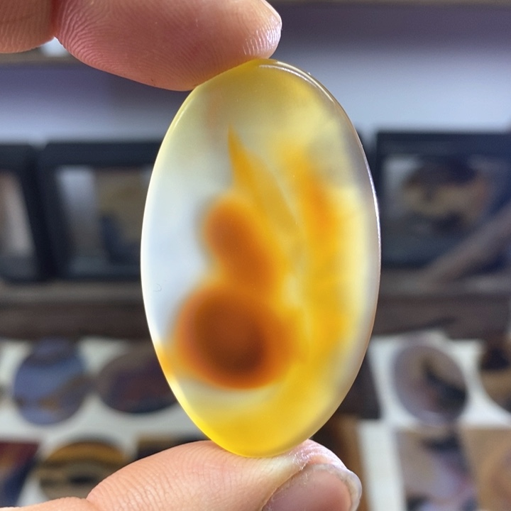 玛瑙/玉髓颈饰未镶嵌