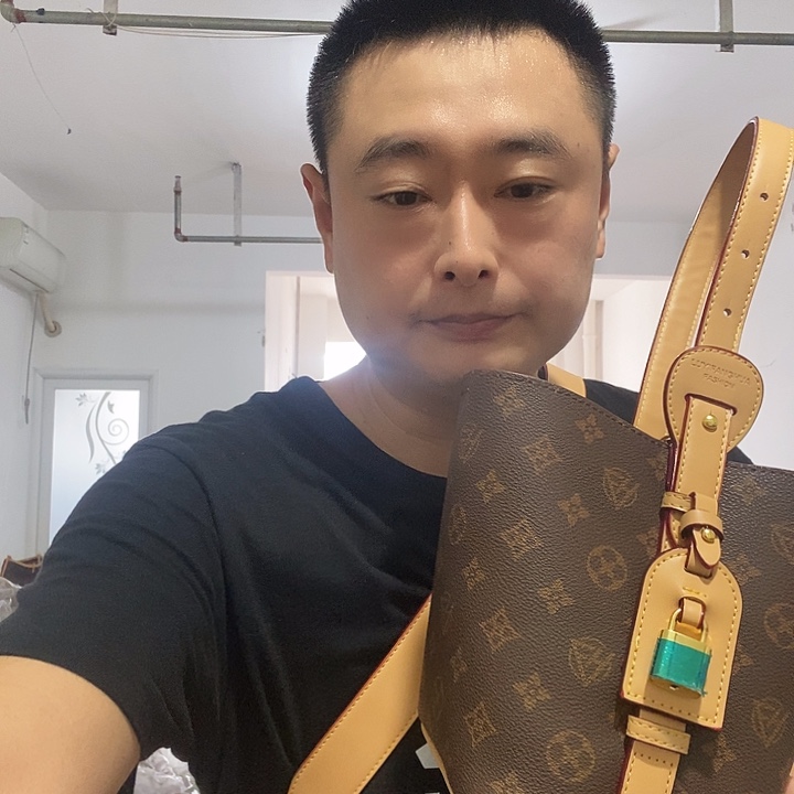 蚕丝驴皮（革）山羊皮（革）