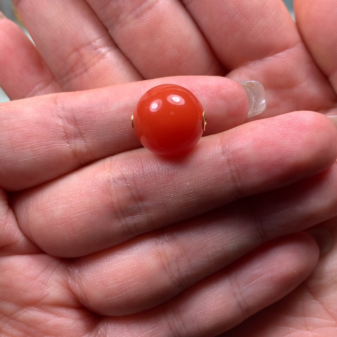 18K金镶嵌珠子南红玛瑙F*g