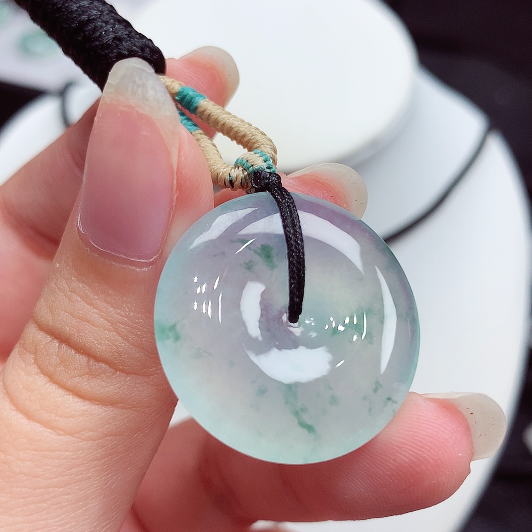 翡翠未镶嵌颈饰翡翠104，25.7/5.4