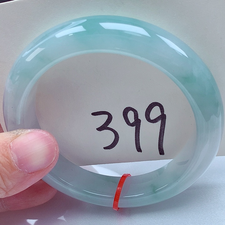 翡翠未镶嵌手镯翡翠