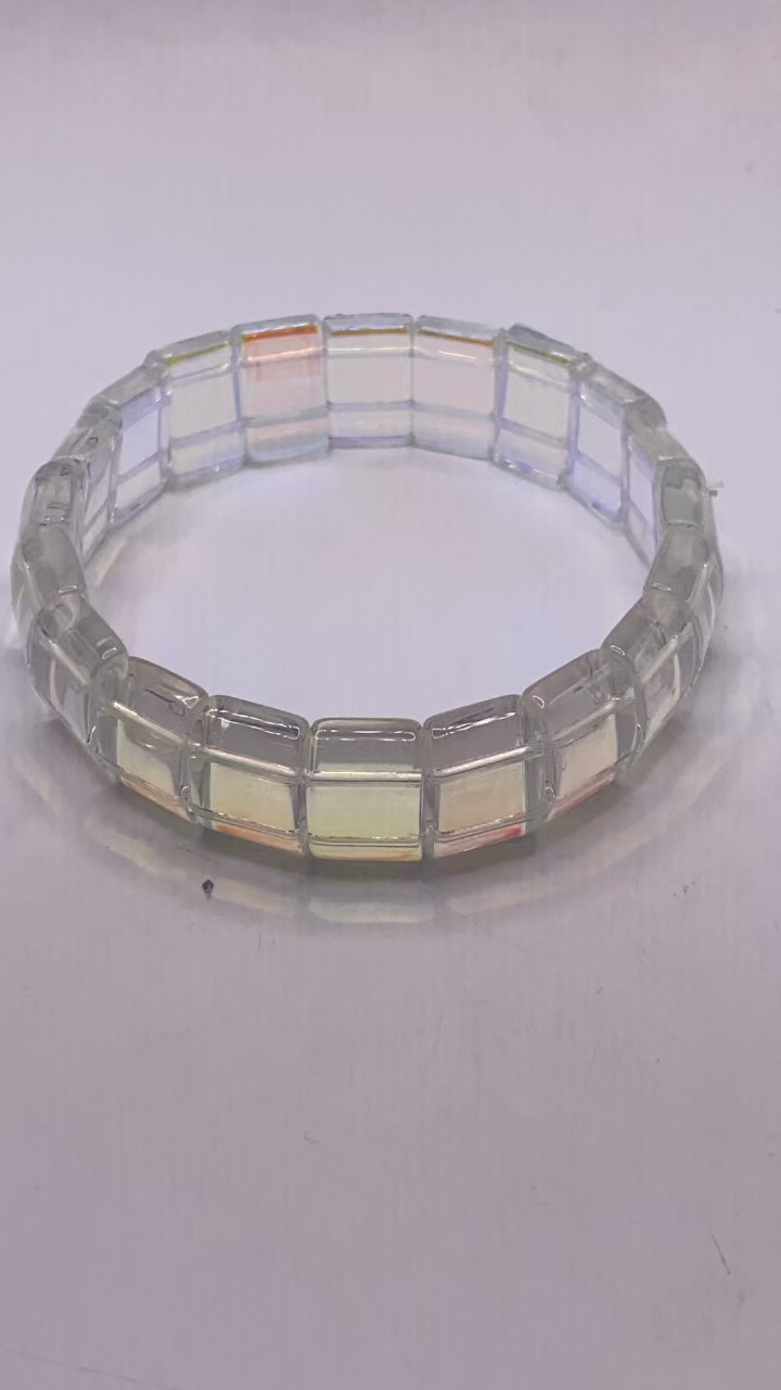 CY28【创艺家】设计时尚气质手串（多样性发货发其一）