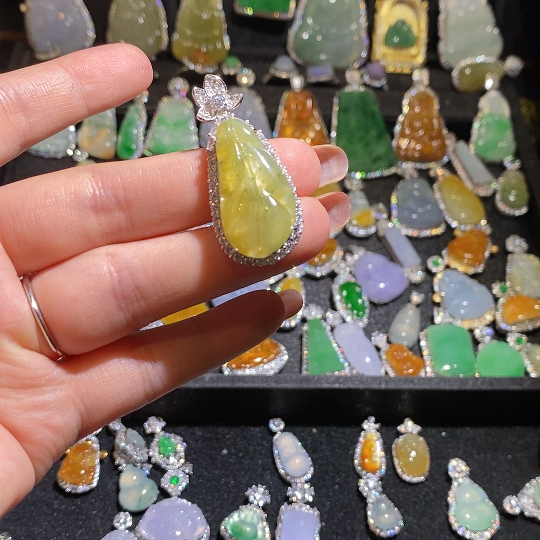 颈饰银S925镶嵌翡翠天然翡翠