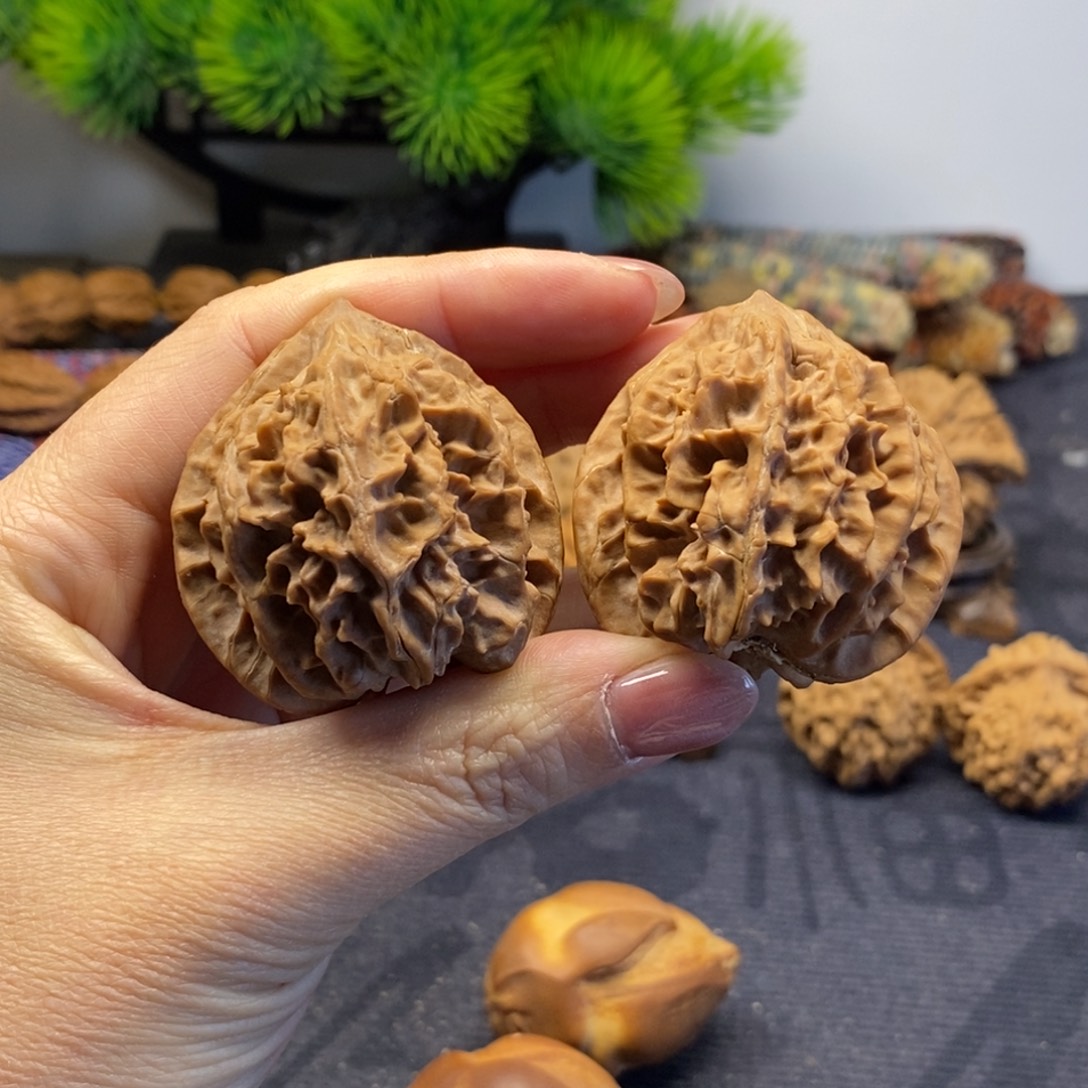 文玩核桃吊坠水晶灯笼41
