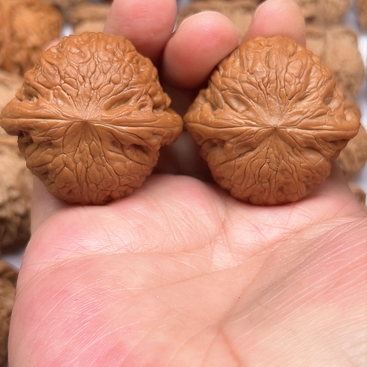 文玩核桃吊坠我想要