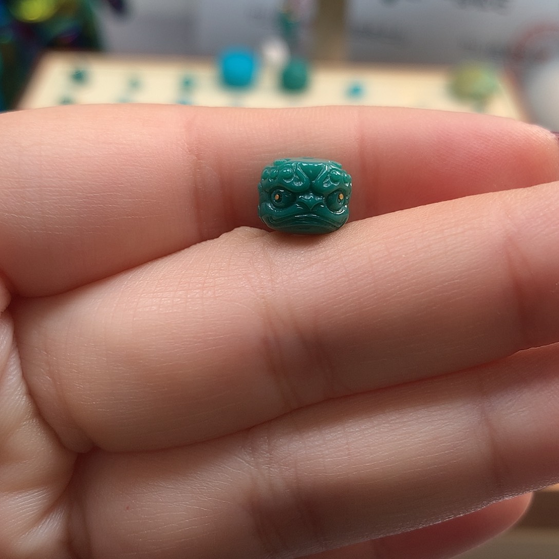 绿松石配饰未镶嵌