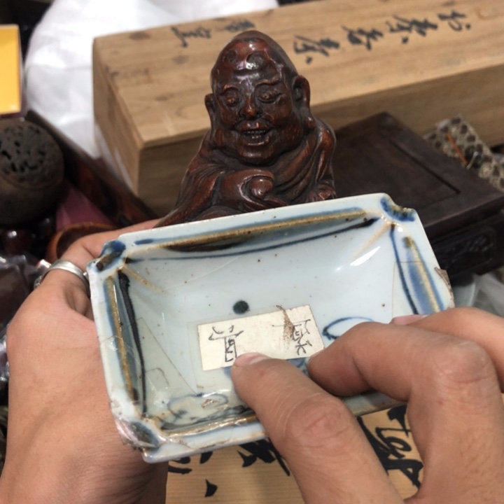 陶瓷孤品单件车里拍