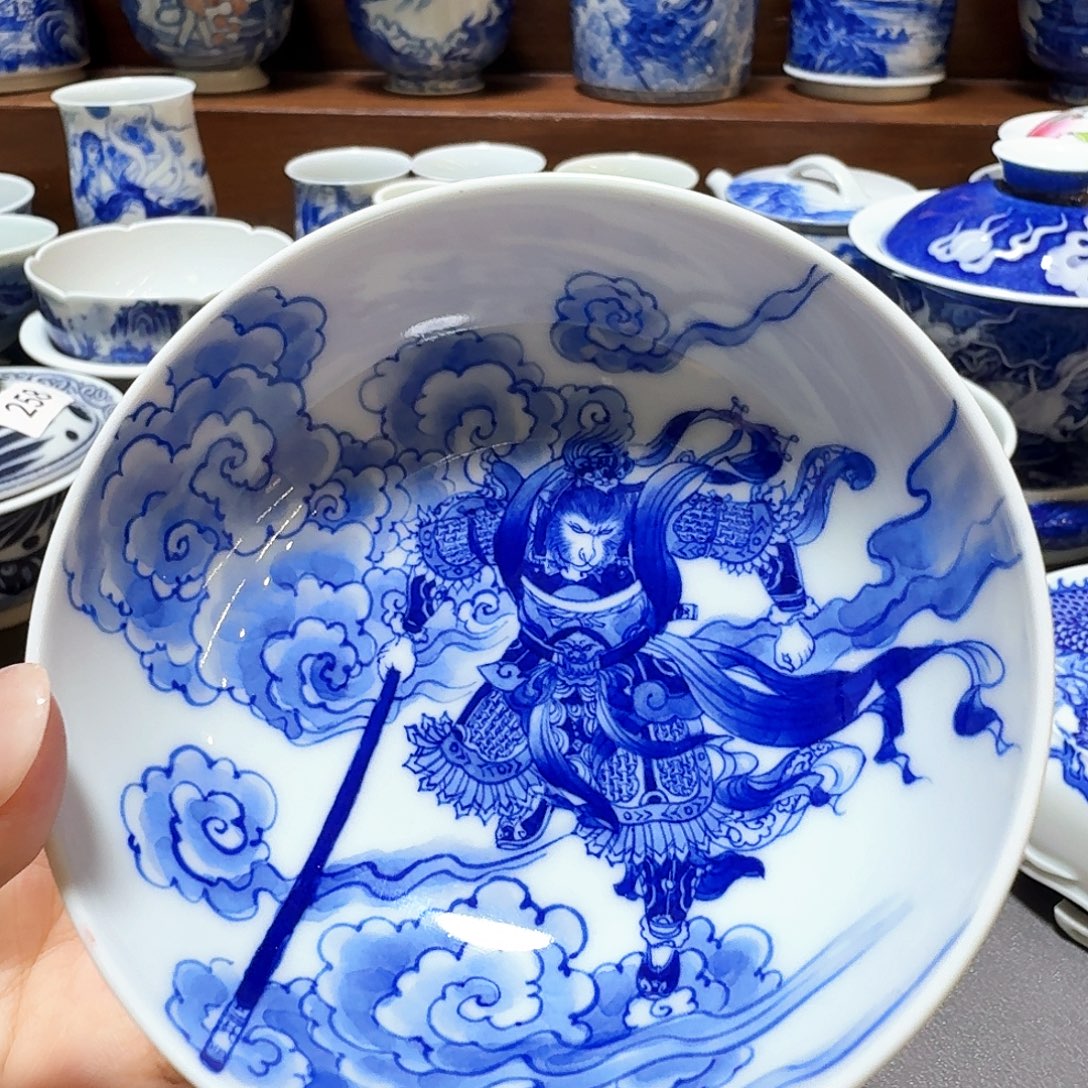 泥塑人物杯手工手绘