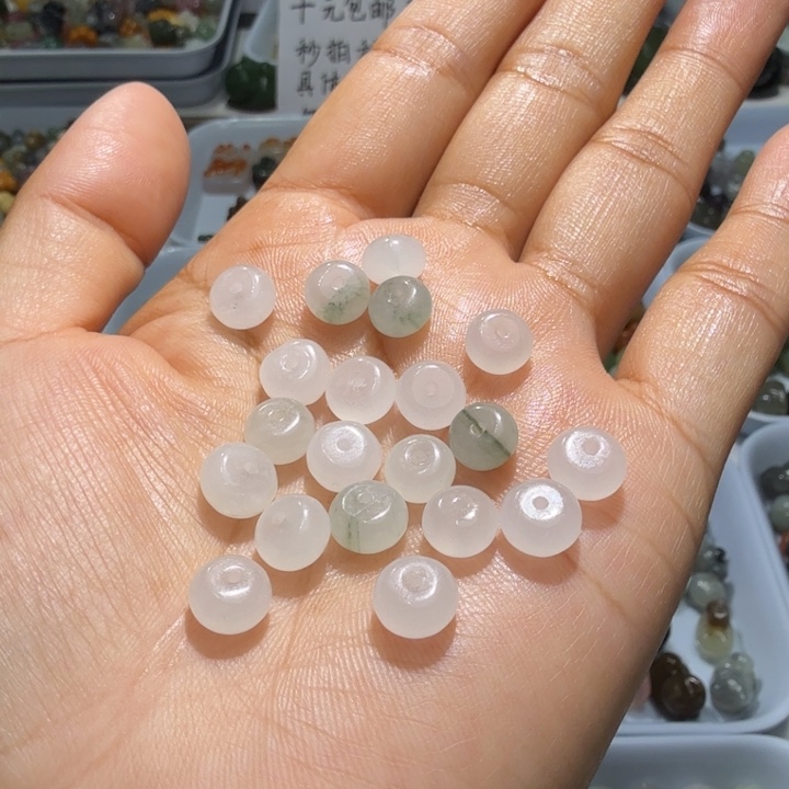 未镶嵌和田玉珠宝半成品卡八