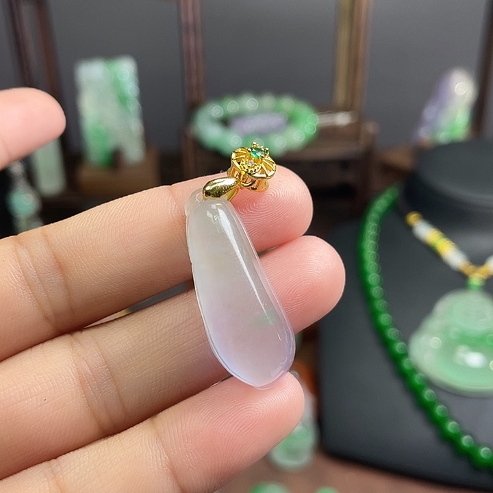 居***桔翡翠未镶嵌吊坠(赠链)