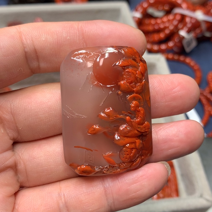 吊坠(不含链)未镶嵌南红玛瑙开***K