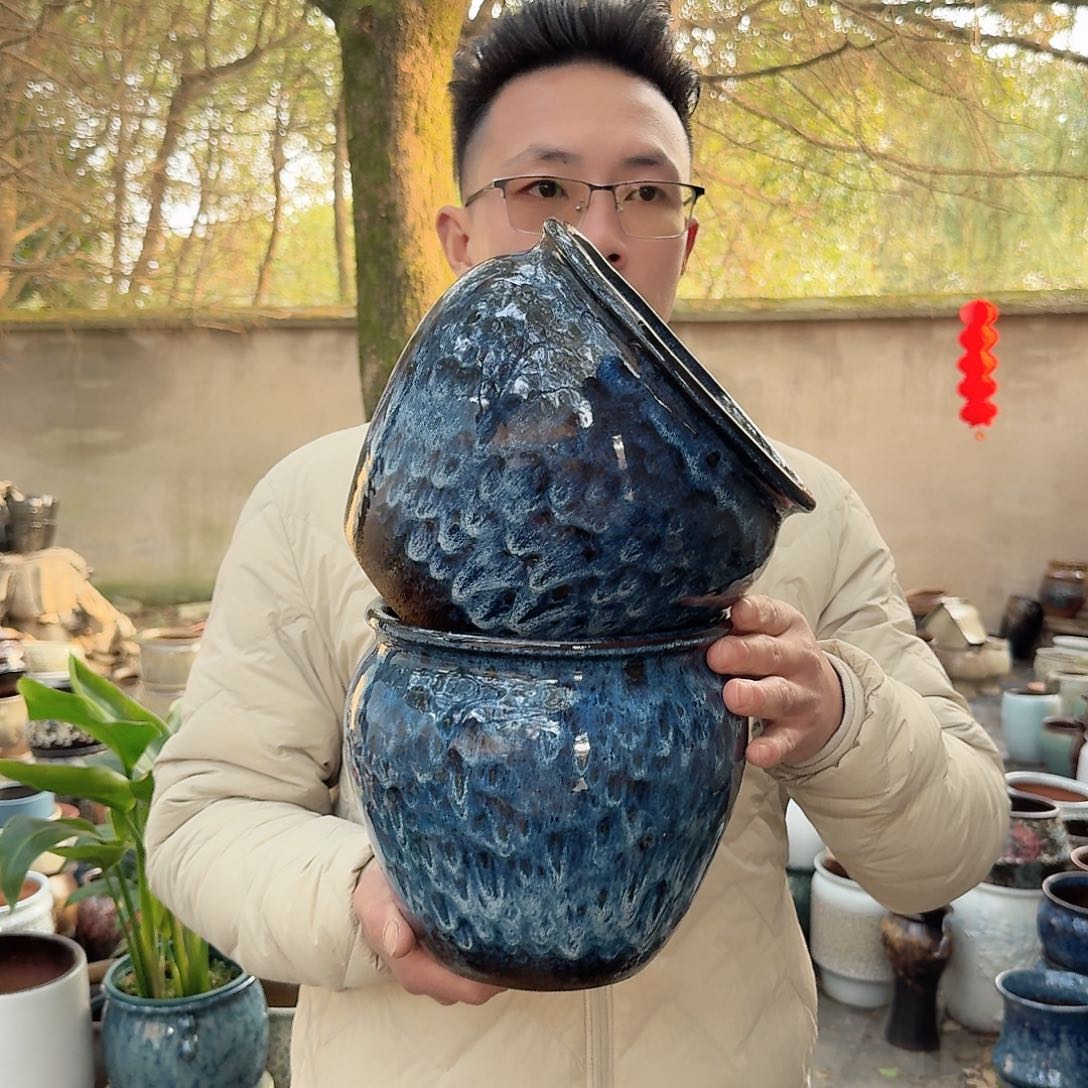 紫砂花盆口20高19（两个胖子蓝孔雀