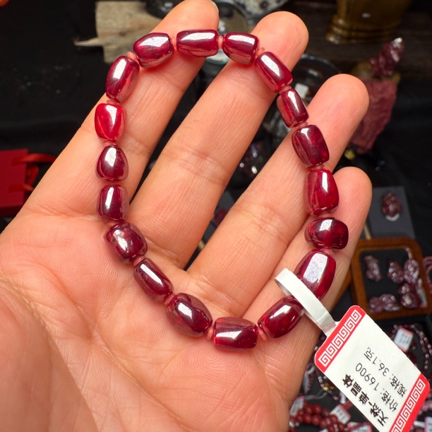 天然辰砂天然辰砂丹晶体软红宝石手链