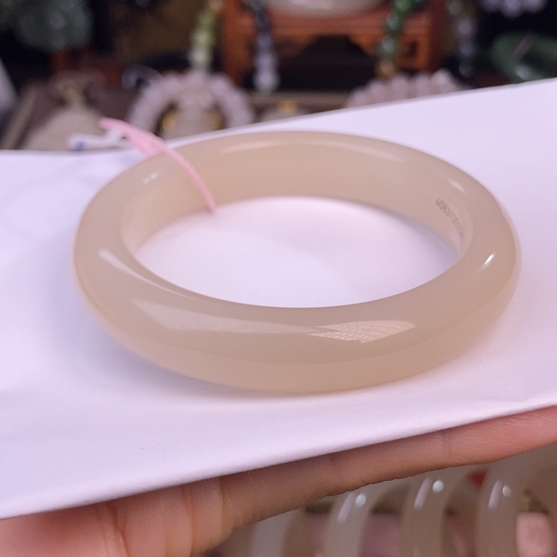 和田玉未镶嵌56.5浓色熟藕粉老矿料脂膏级手镯