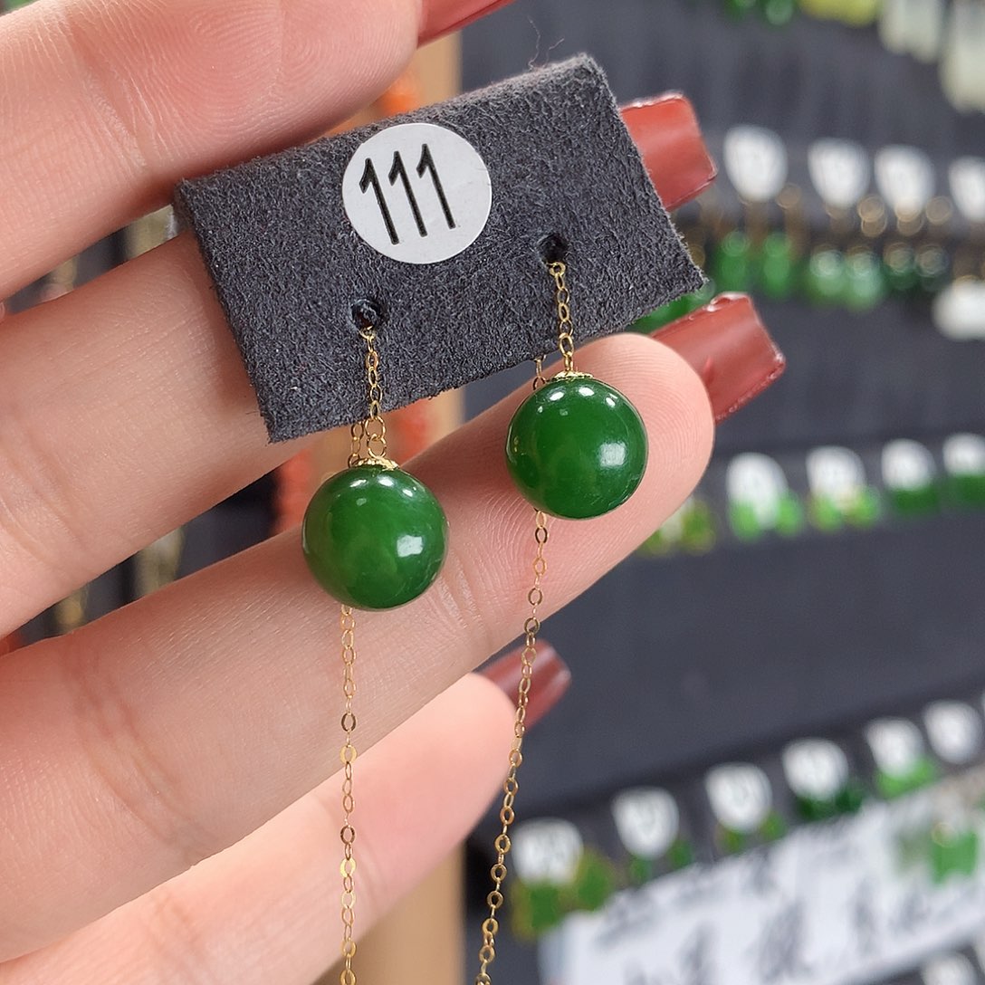 和田玉耳饰18K金镶嵌111