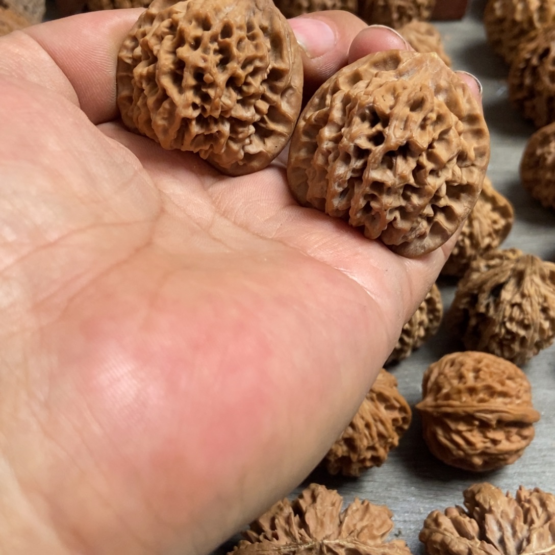 小***渣吊坠文玩核桃秦闷40尺黄尖