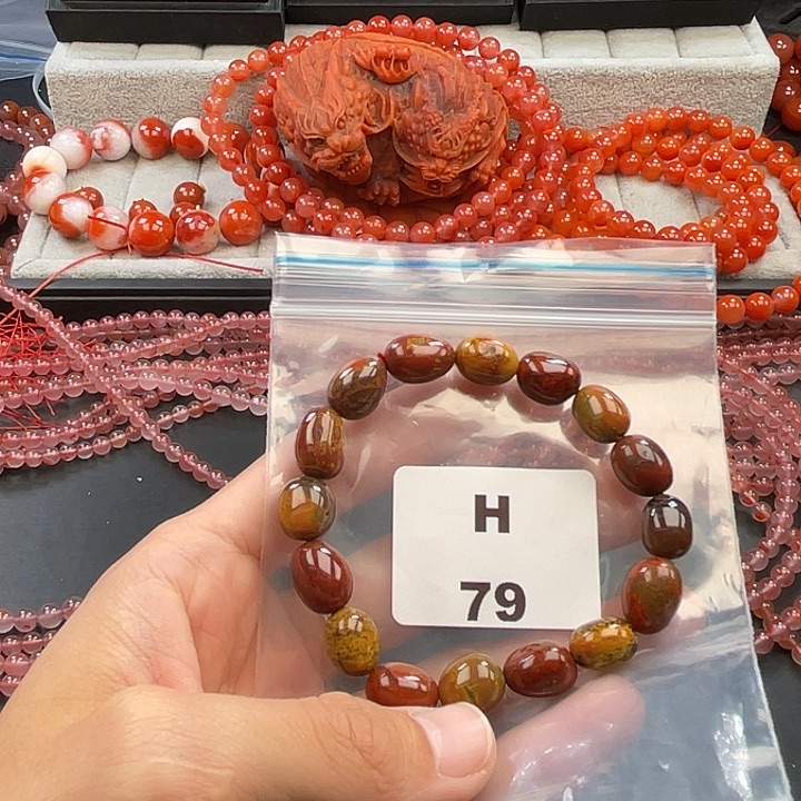 南红玛瑙未镶嵌多样性发货默认微瑕称重10mm