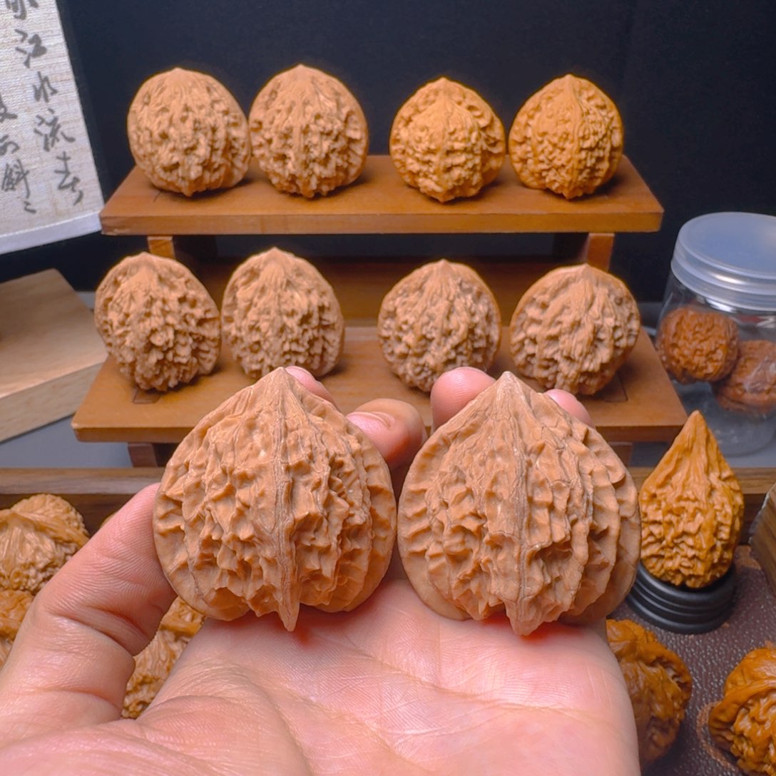 吊坠文玩核桃血灯笼