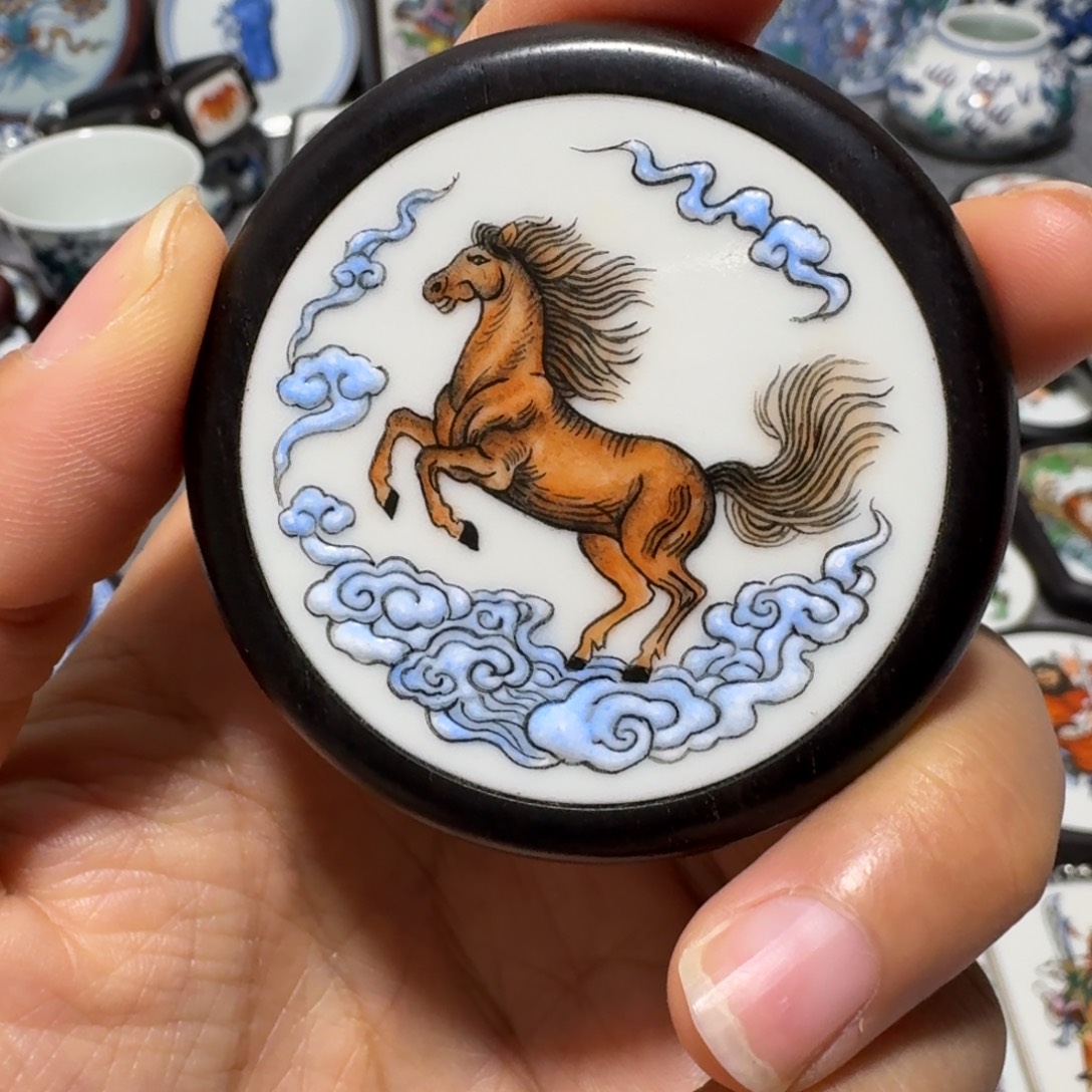 *****瓷片精品挂件一个