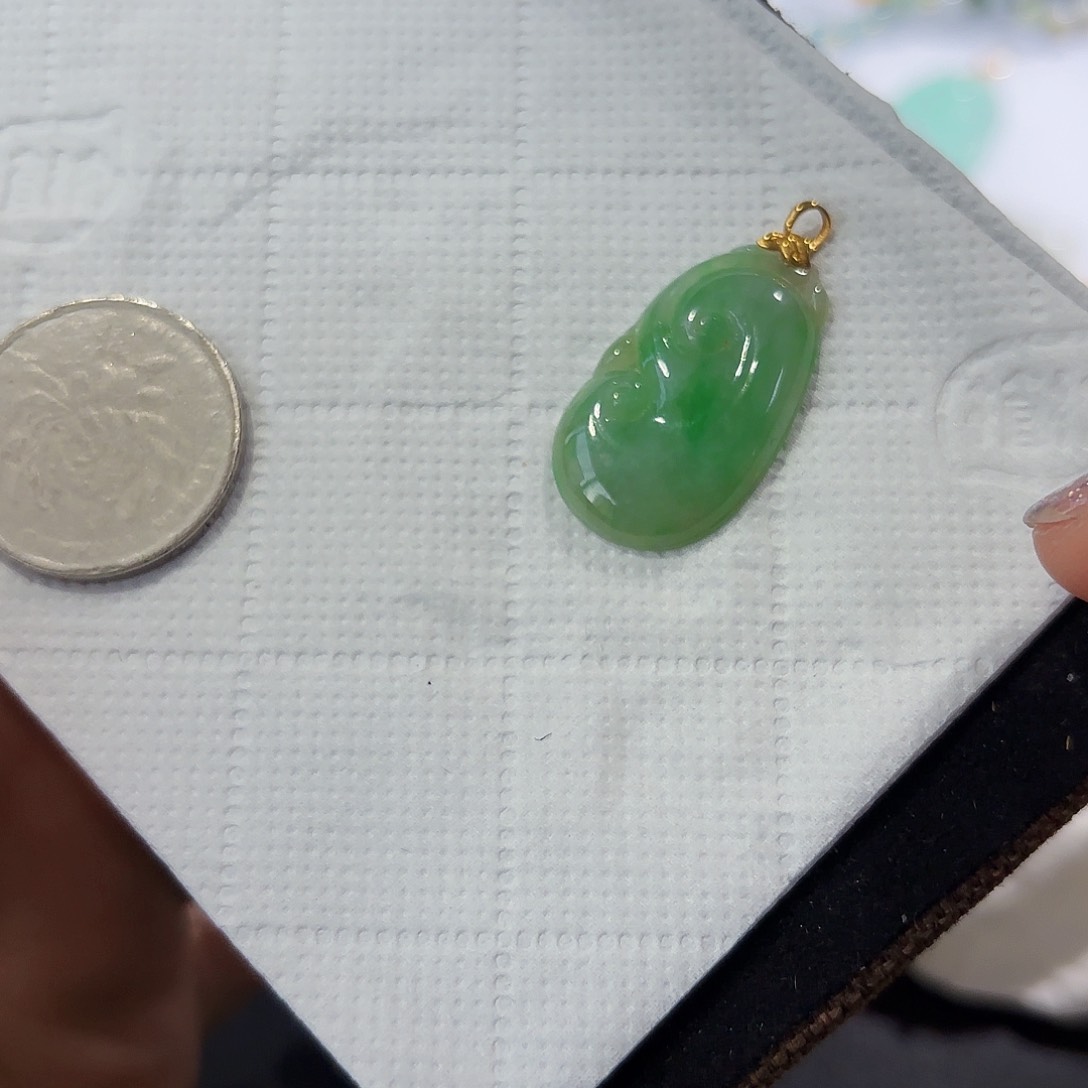 翡翠吊坠(不含链)18K金镶嵌