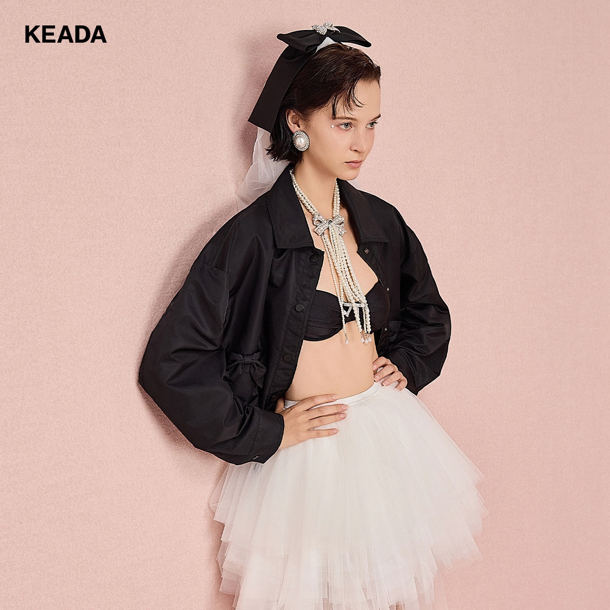 KEADA黑色酷飒蝴蝶结长袖风衣短外套女夹克显瘦减龄KSN3DJ1505
