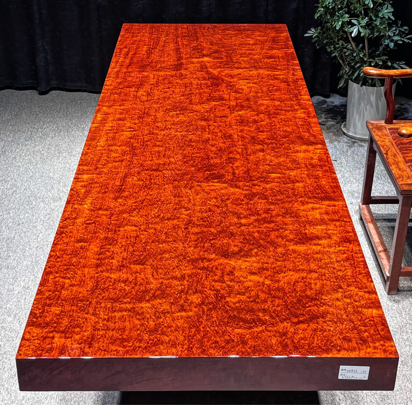 精品小波小球纹巴花大板276*90*10.2