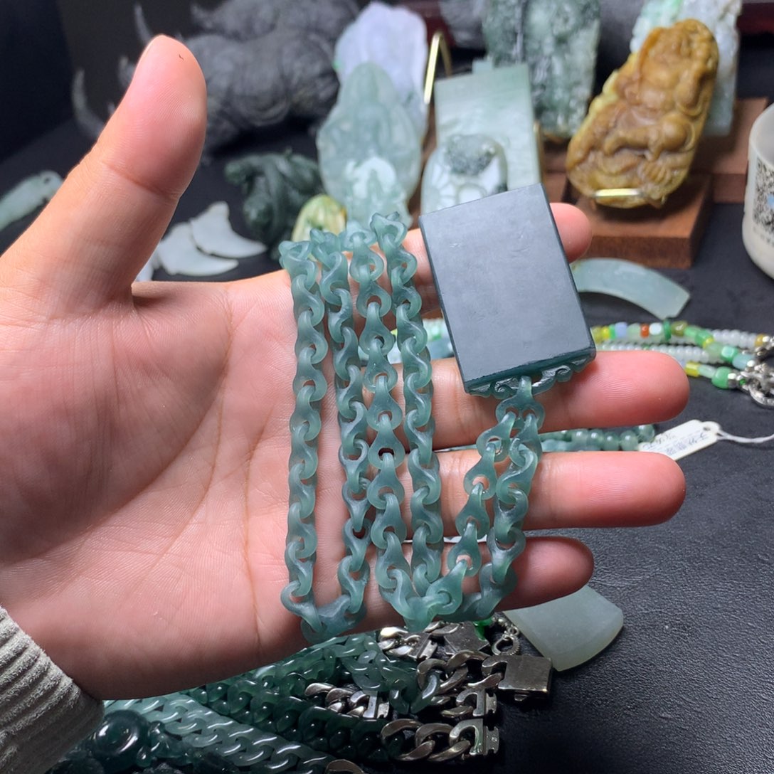 用***4定制翡翠未镶嵌翡翠