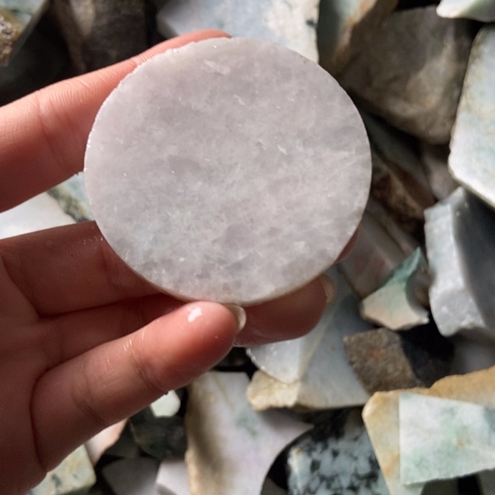 翡翠颈饰未镶嵌天然植物