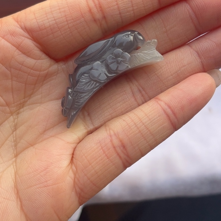 *****和田玉未镶嵌手绳