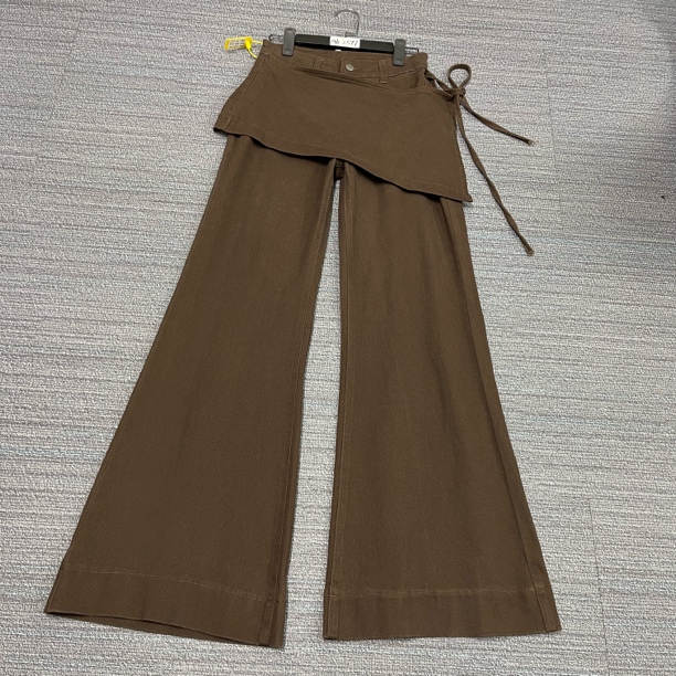 #A6-2597 咖色美式高街屁帘款不贴腿喇叭女裤 高弹