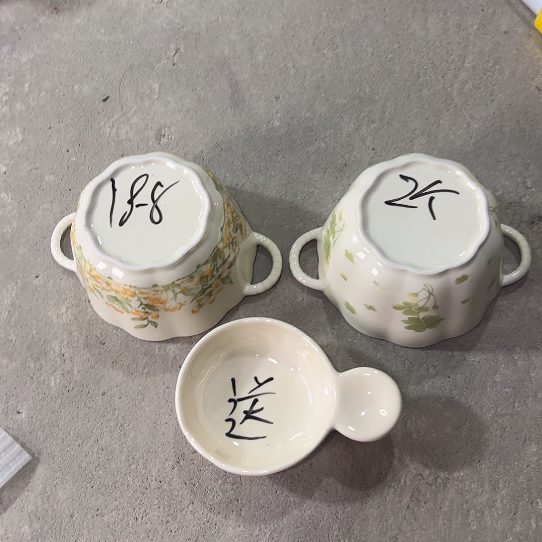 四叶草双色碗2个福利送手柄碟