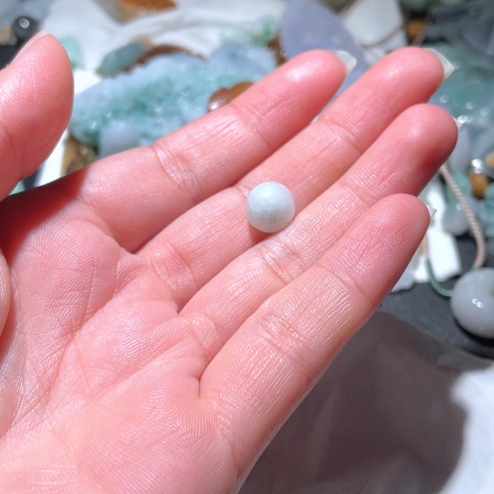 【闪购商品】翡翠颈饰未镶嵌玲**主天然翡翠