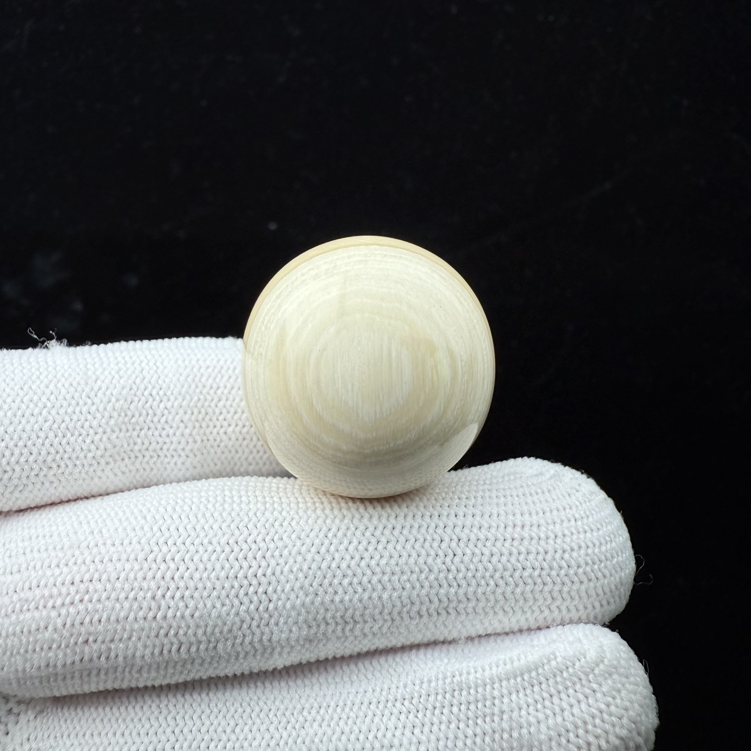 K9023天然猛犸牙 芝士皮圆珠26.8mm一物一图 假一罚十