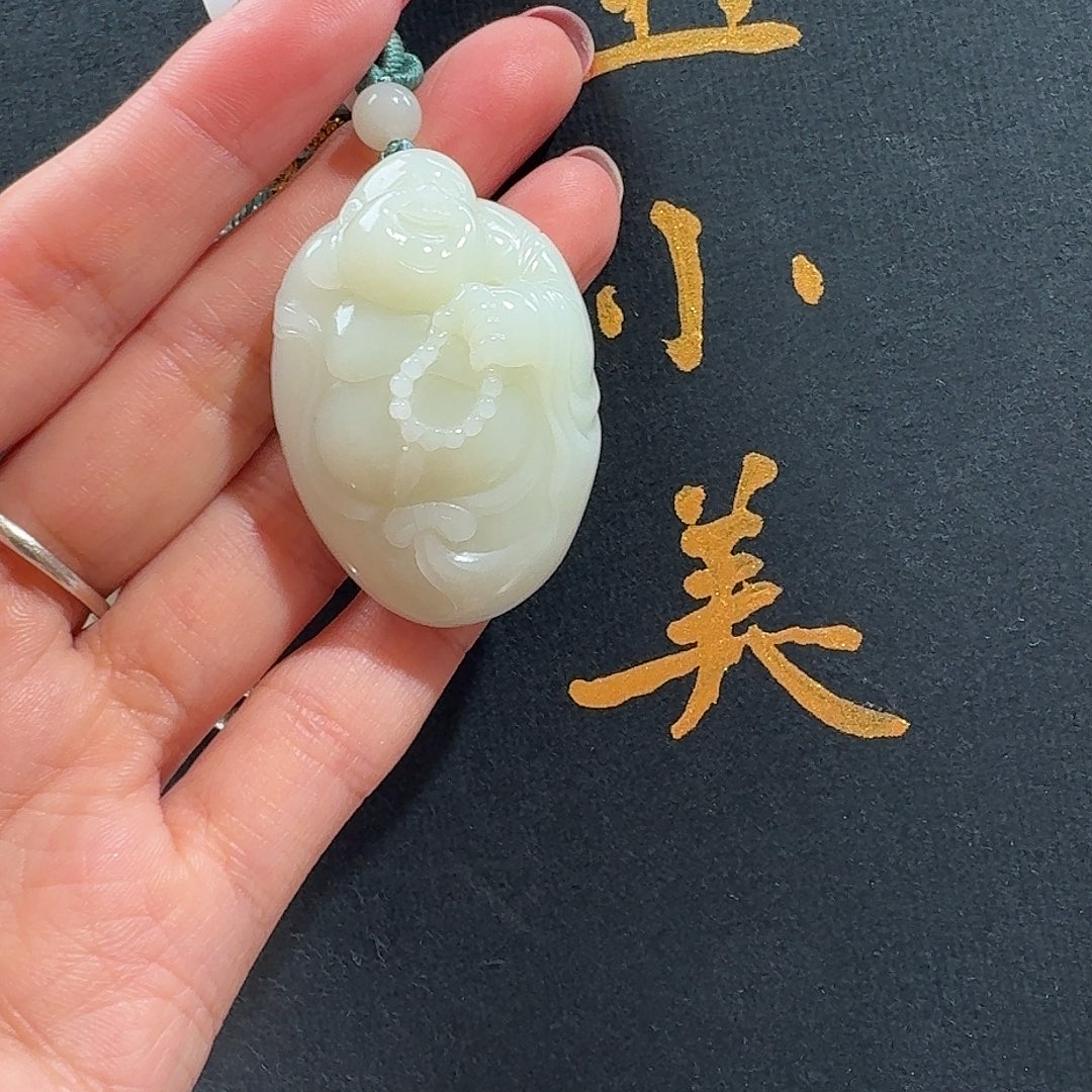 颈饰未镶嵌和田玉米达