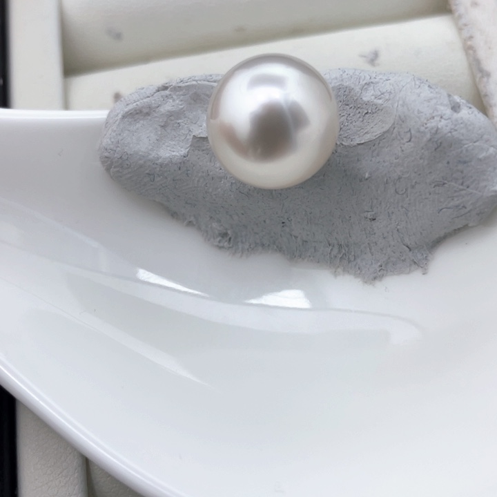 海水珍珠耳饰未镶嵌k****红