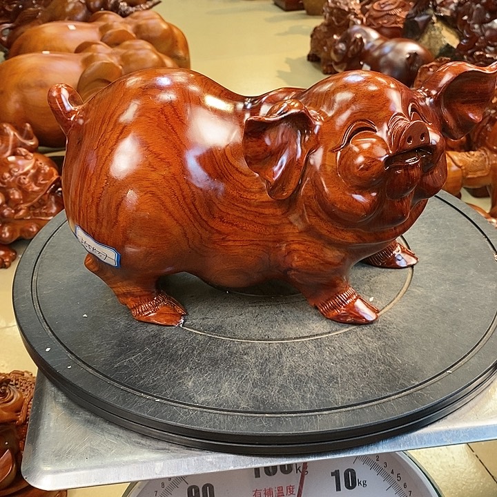 大果紫檀（缅甸花梨）缅甸花梨木猪一个