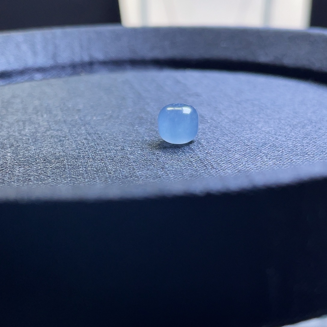 翡翠散珠7.6*7.1紫色老型珠