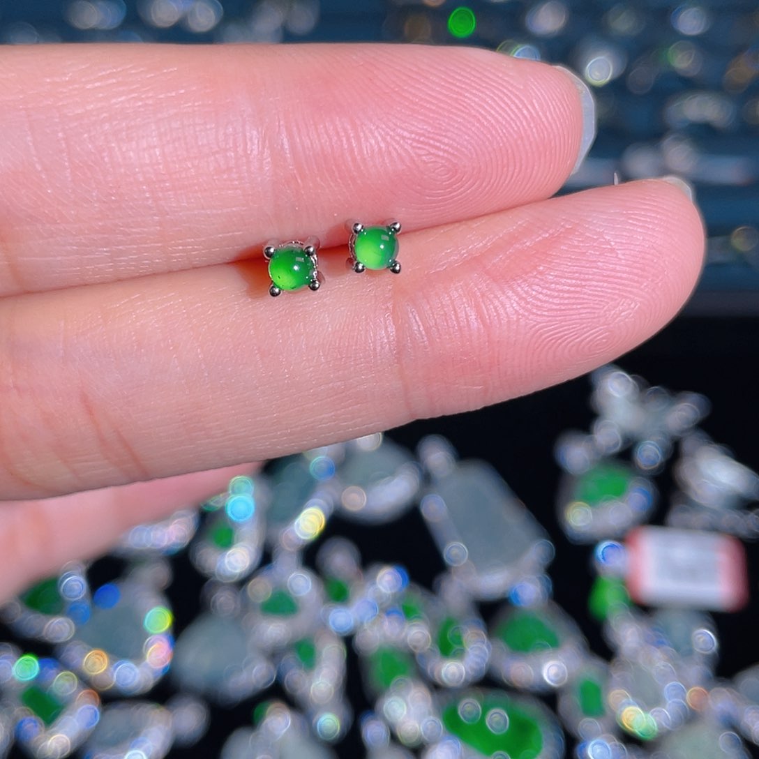 未镶嵌翡翠耳饰耳钉