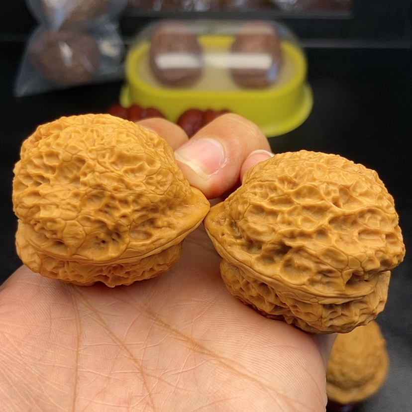 【闪购商品】把件文玩核桃38尺领头羊蟾