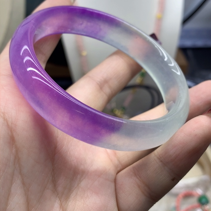 翡翠颈饰未镶嵌吊坠