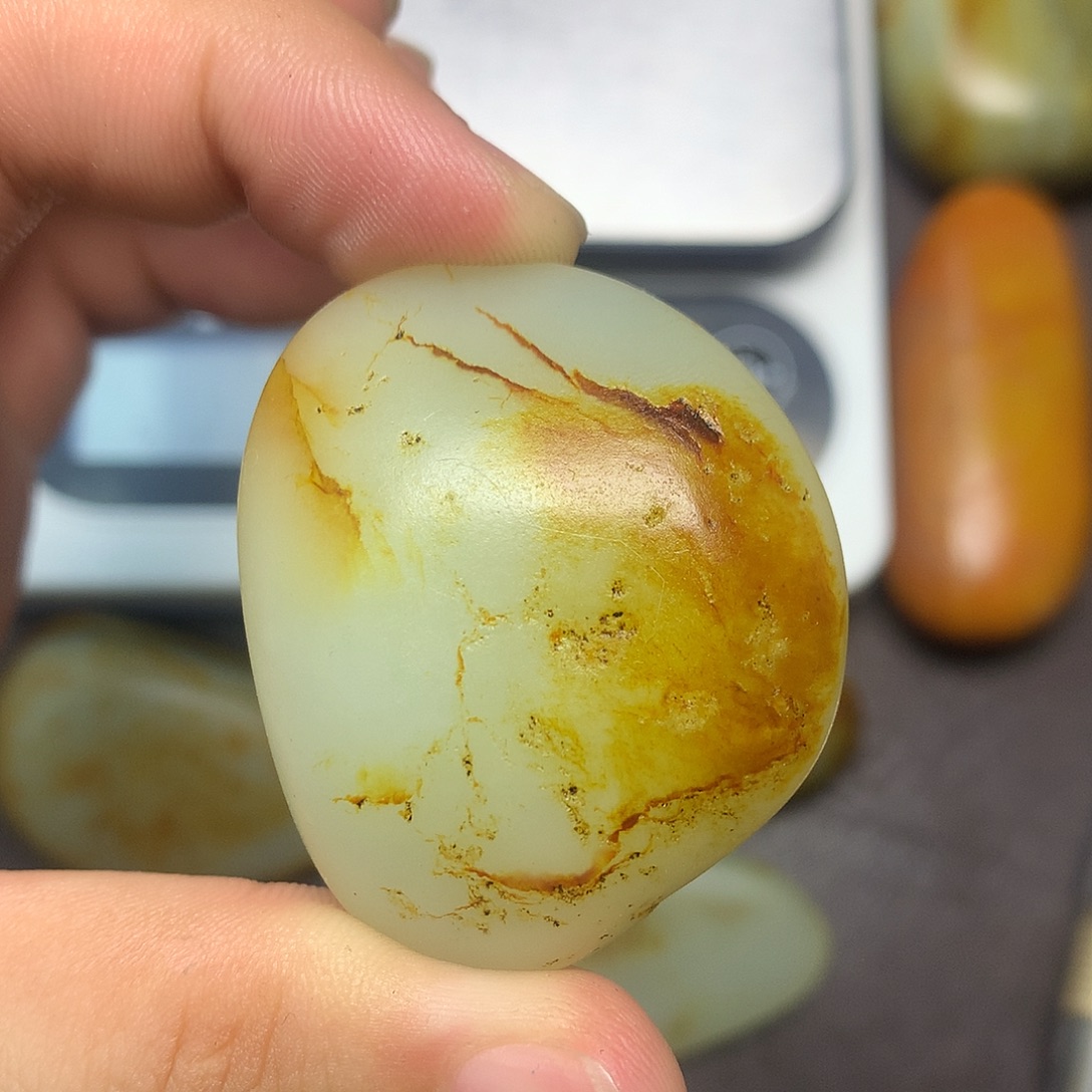 和田玉（糖玉）未镶嵌挂件