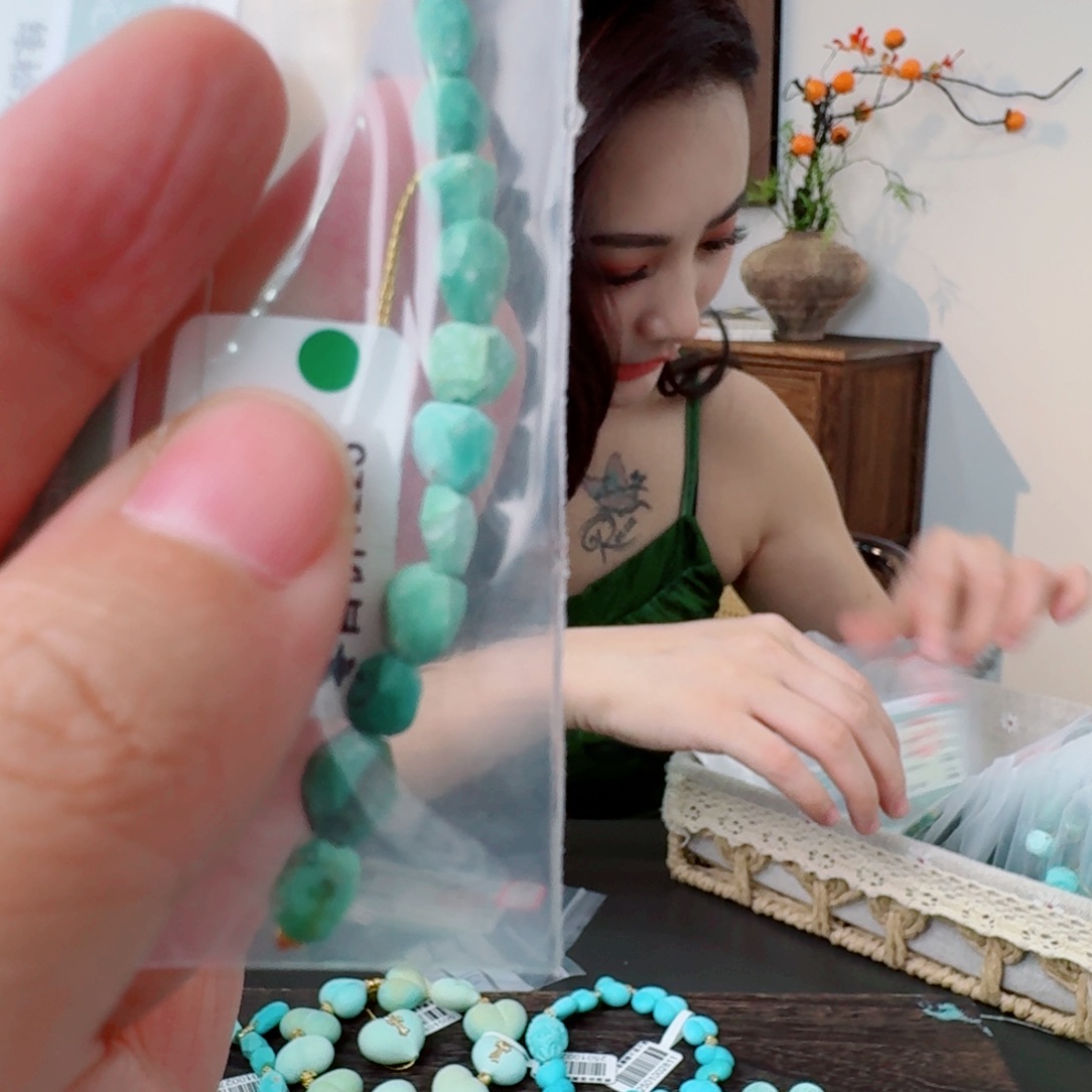 绿松石未镶嵌挂件