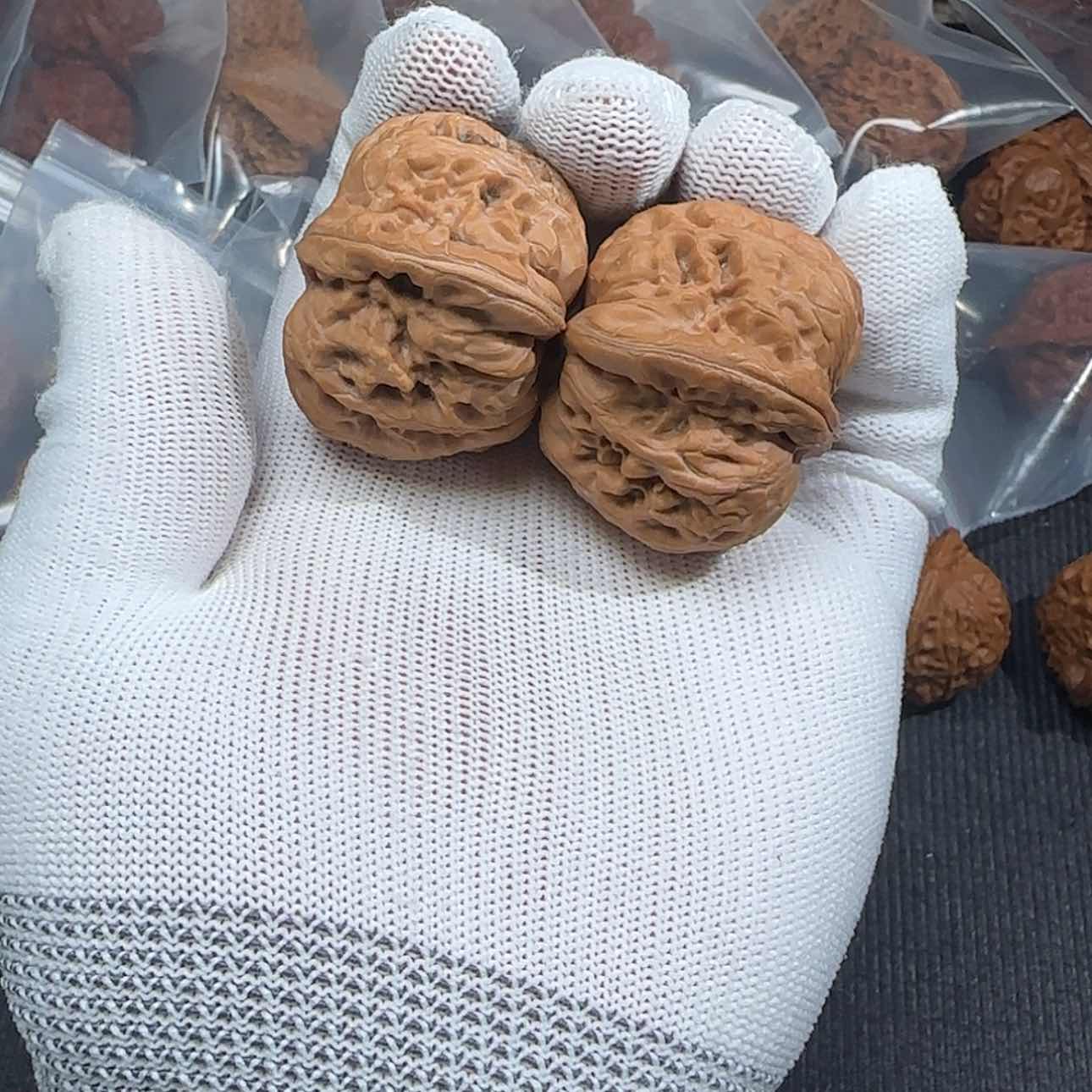 【闪购商品】文玩核桃把件元宝028